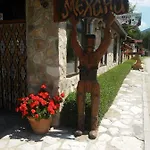 Hotell стар мерак Ribaritsa