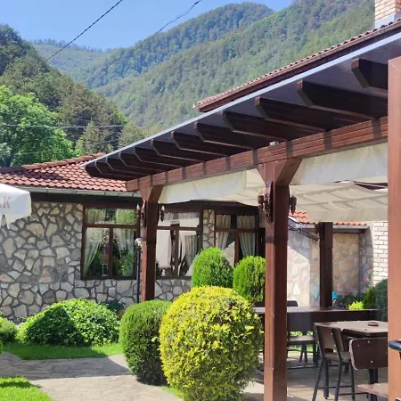 стар мерак Hotel 2*