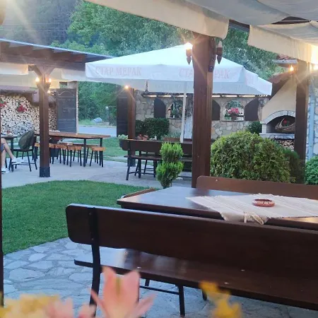 стар мерак Hotel 2*