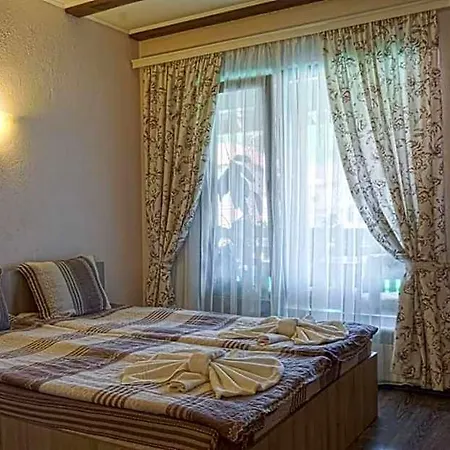Hotel стар мерак