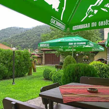 Hotel стар мерак 2*