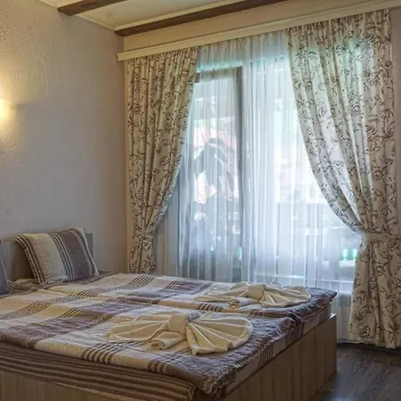 стар мерак Hotel Ribarica