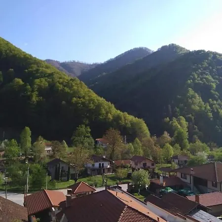 стар мерак 2* Ribarica