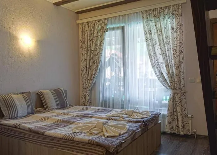 стар мерак Hotel Ribarica