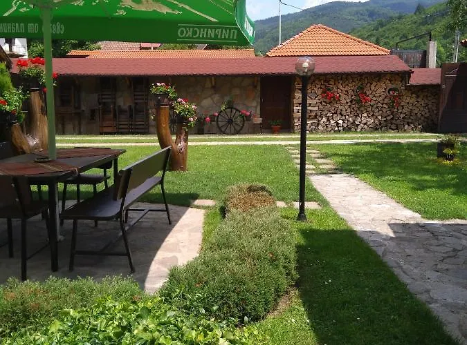 Hotel стар мерак 2*